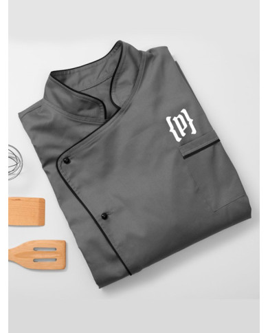 Chaquetilla negra con logo blanco corto